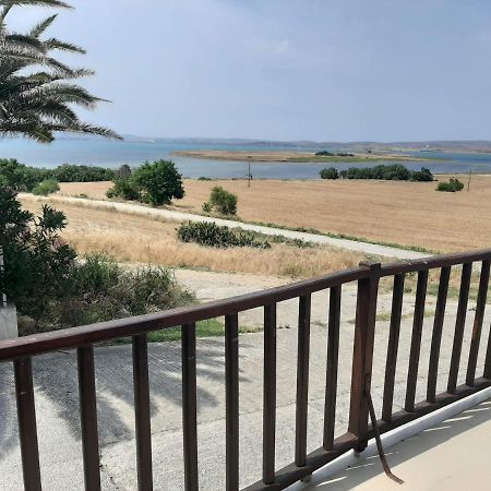 Apartament Σιντηίς- Sinties Moúdhros Zewnętrze zdjęcie